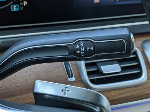 Certified 2025 Mercedes-Benz GLE 350 4MATIC image 11