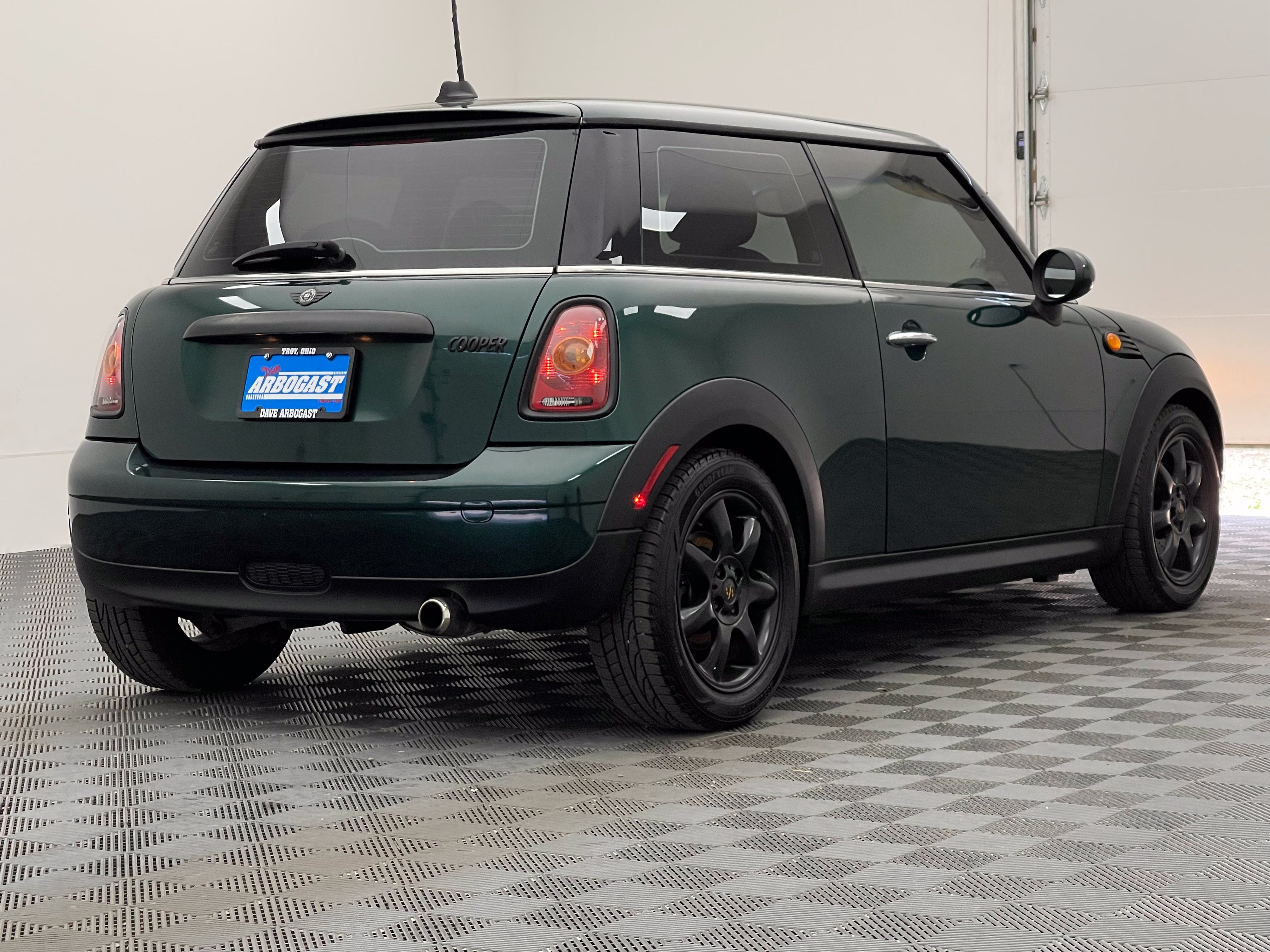 Used 2007 MINI Cooper Hardtop FWD image 5