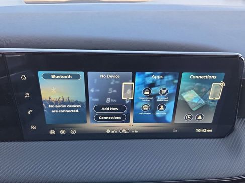 New 2026 Nissan Kicks SR w/ SR Premium Package image 8