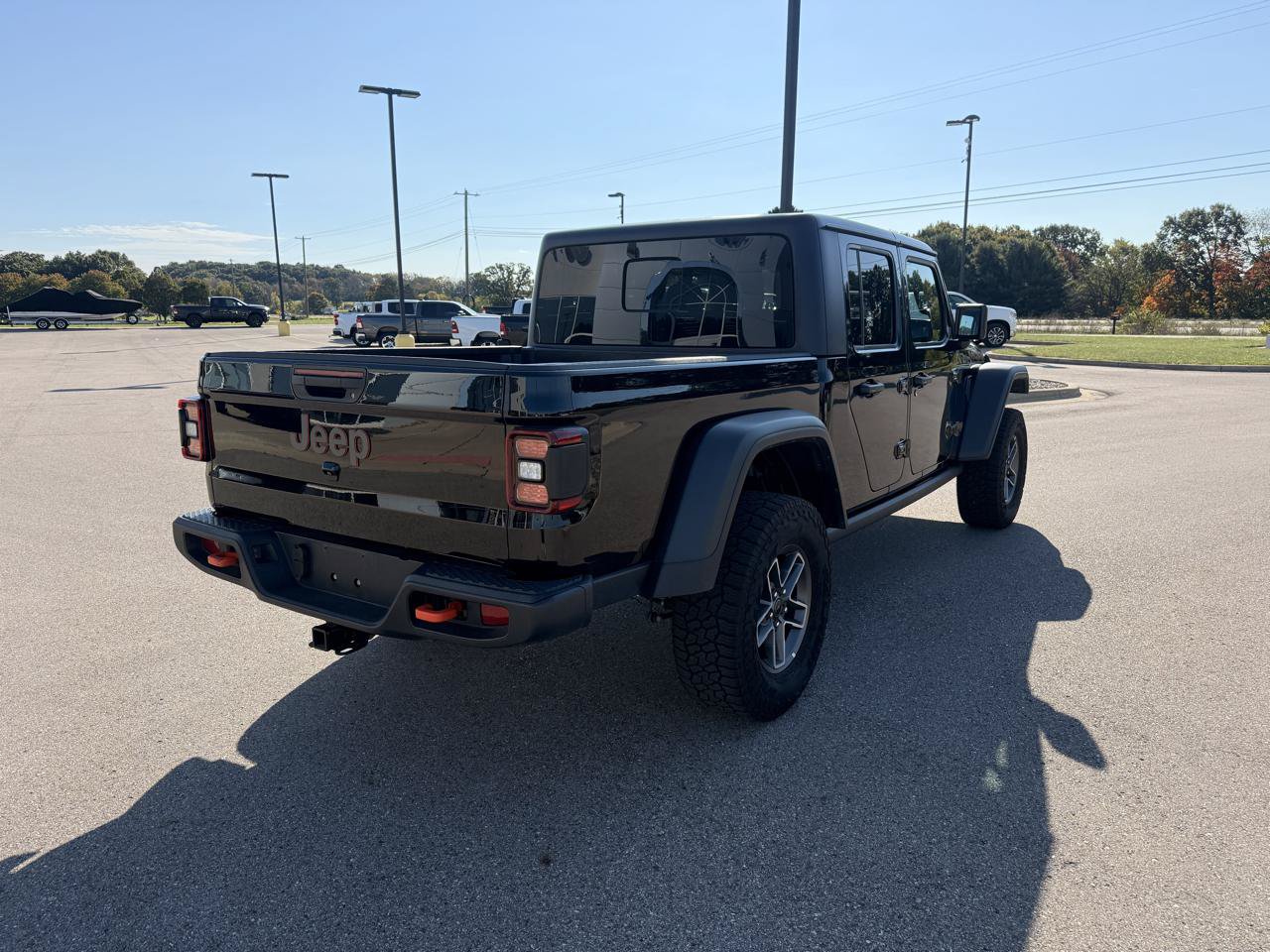 Used 2026 Jeep Gladiator Mojave AWD/4WD image 3
