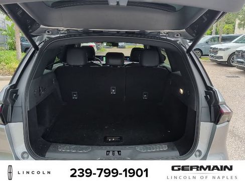 Used 2024 Lincoln Nautilus Premier w/ Jet Appearance Package AWD/4WD image 9