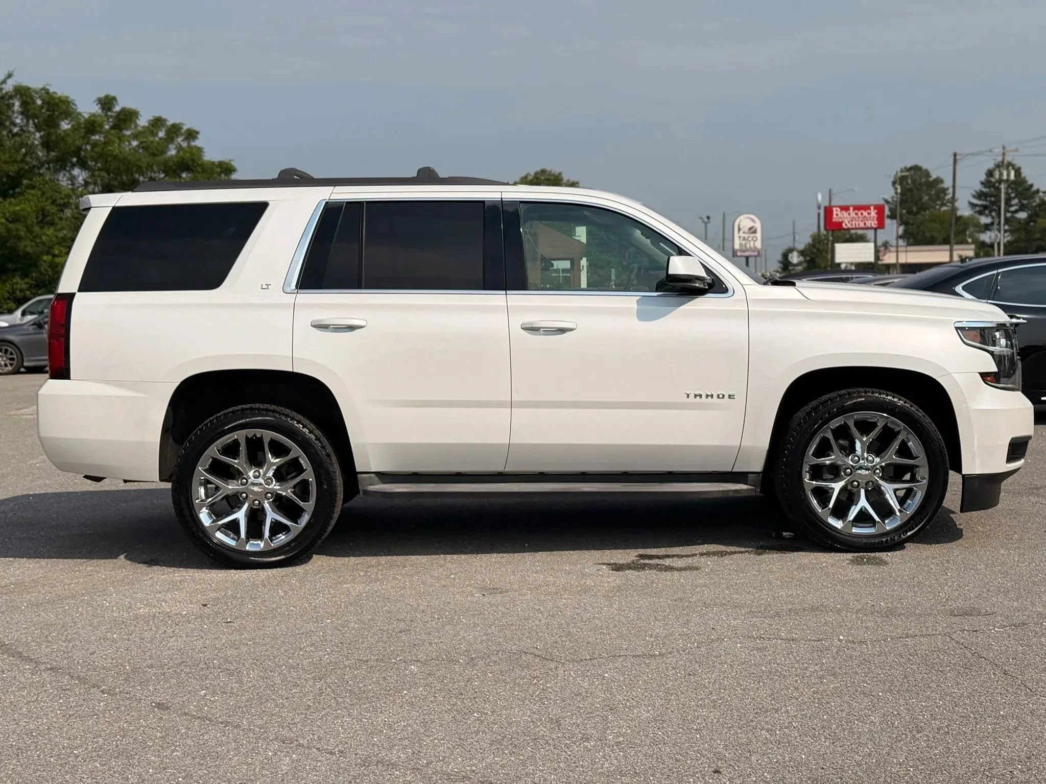 Used 2017 Chevrolet Tahoe LT AWD/4WD image 10