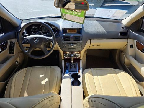 Used 2011 Mercedes-Benz C 300 Sedan image 39