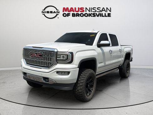 Used 2017 GMC Sierra 1500 Denali w/ Denali Ultimate Package AWD/4WD image 4