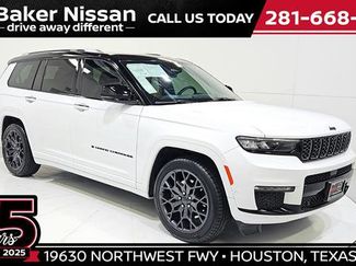 Used 2023 Jeep Grand Cherokee L Summit w/ Advanced Protech Group IV AWD/4WD video 1
