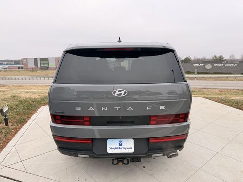 Used 2024 Hyundai Santa Fe SE image 4