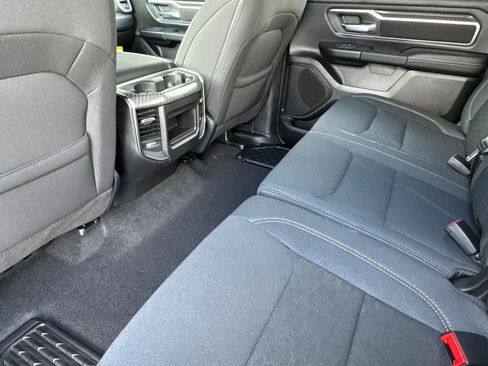 New 2026 RAM 1500 4x4 Crew Cab image 11