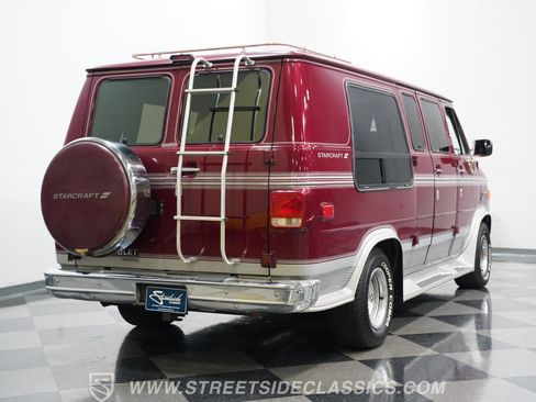 Used 1990 Chevrolet G20 image 11