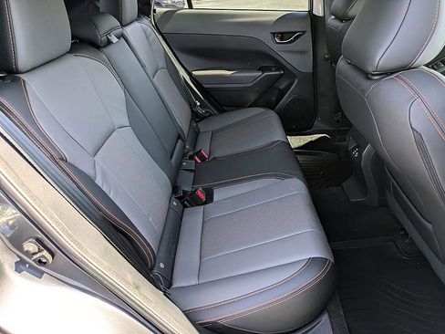 Used 2025 Subaru Crosstrek 2.5i Limited w/ Crosstrek Mirror Package image 28