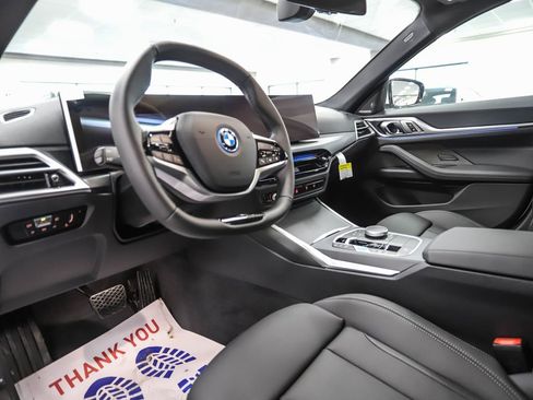 Certified 2025 BMW i4 xDrive40i w/ Premium Package image 10