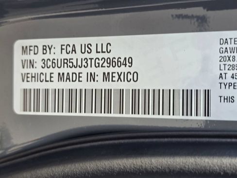 New 2026 RAM 2500 Big Horn AWD/4WD image 30