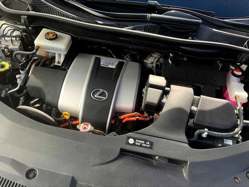 Used 2017 Lexus RX 450h AWD image 30