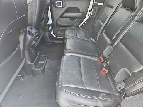 Used 2021 Jeep Wrangler Unlimited Sahara image 20