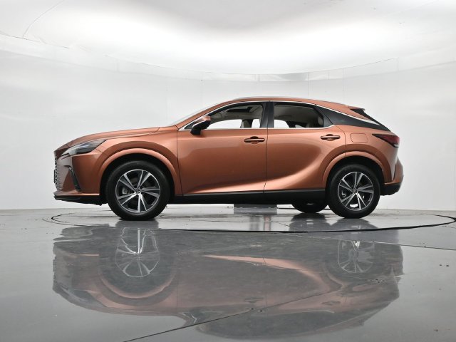 Used 2023 Lexus RX 350 Premium Plus w/ Accessory Package AWD/4WD image 39