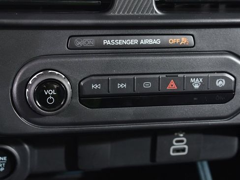 New 2025 Ford Maverick XLT w/ Equipment Group 301A image 30