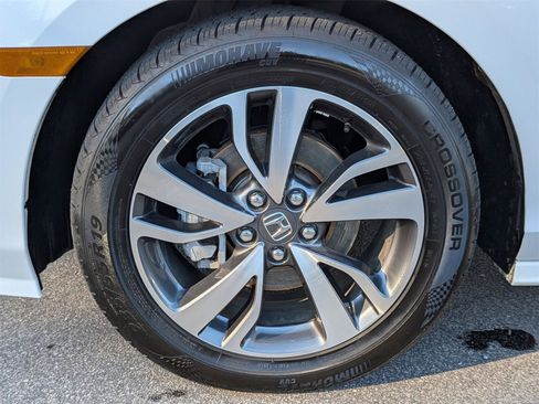 Used 2023 Honda Odyssey Touring image 10