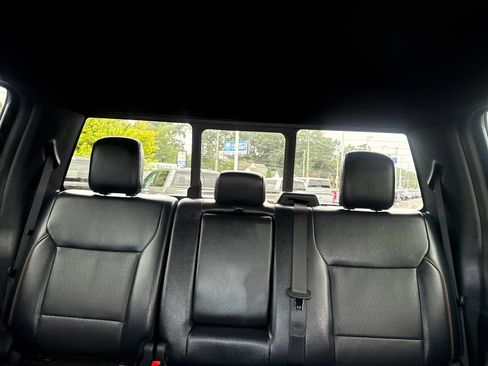 Used 2025 Ford F150 Lariat w/ Equipment Group 502A High AWD/4WD image 49