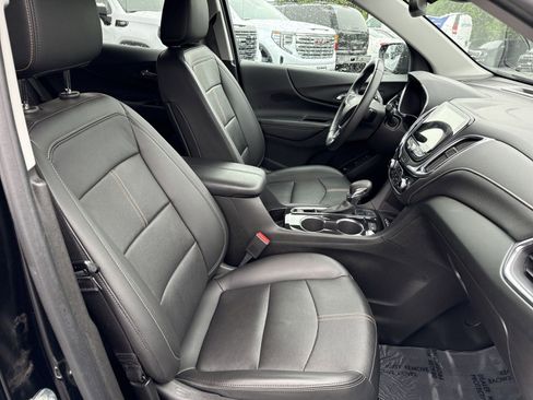 Used 2022 Chevrolet Equinox Premier AWD/4WD image 25