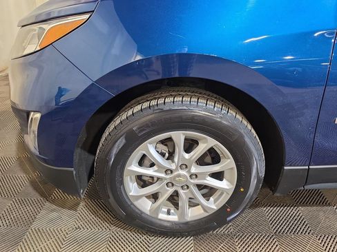 Used 2021 Chevrolet Equinox LT AWD/4WD image 18
