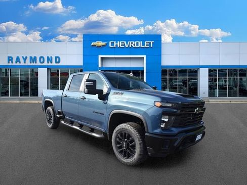 New 2026 Chevrolet Silverado 2500 Custom w/ Custom Value Package AWD/4WD image 11