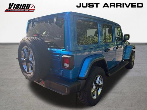 Used 2021 Jeep Wrangler Unlimited Sahara w/ Cold Weather Group AWD/4WD image 4