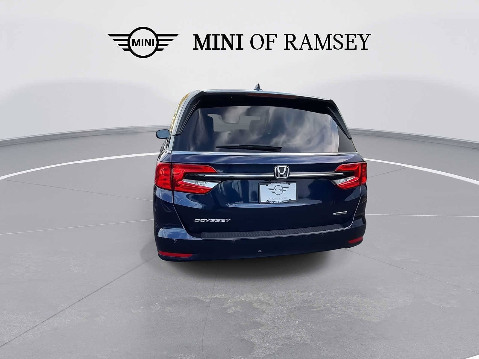 Used 2023 Honda Odyssey Touring image 7