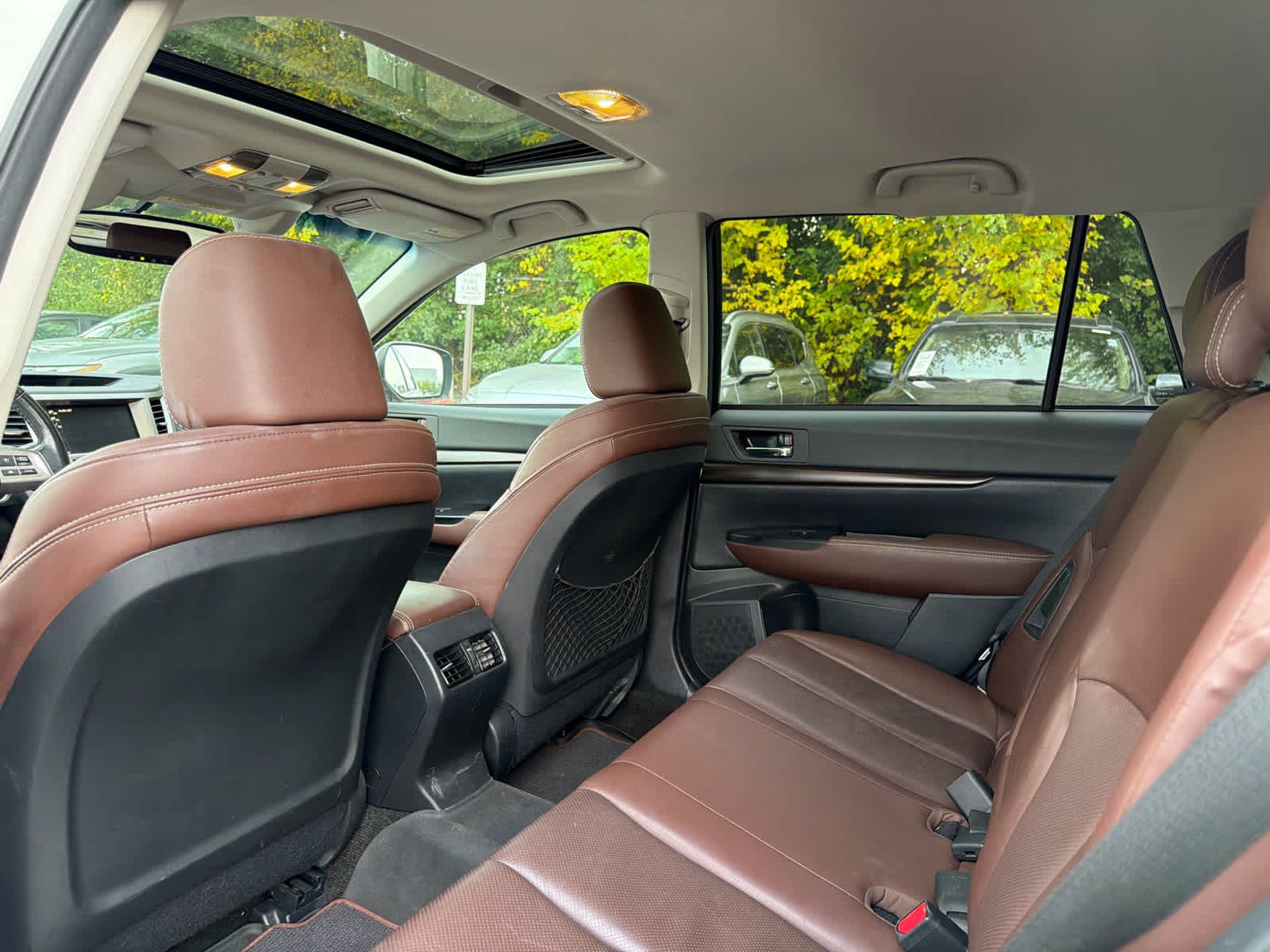 Used 2014 Subaru Outback 2.5i Limited AWD/4WD image 6