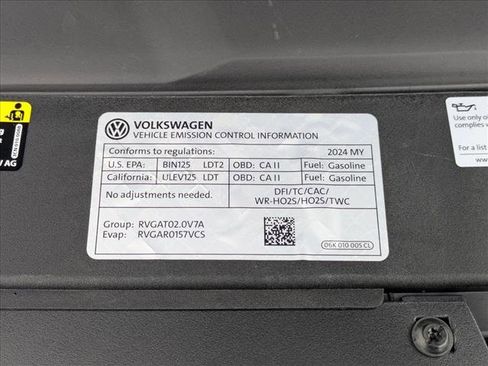 Used 2024 Volkswagen Atlas Cross Sport SE image 22