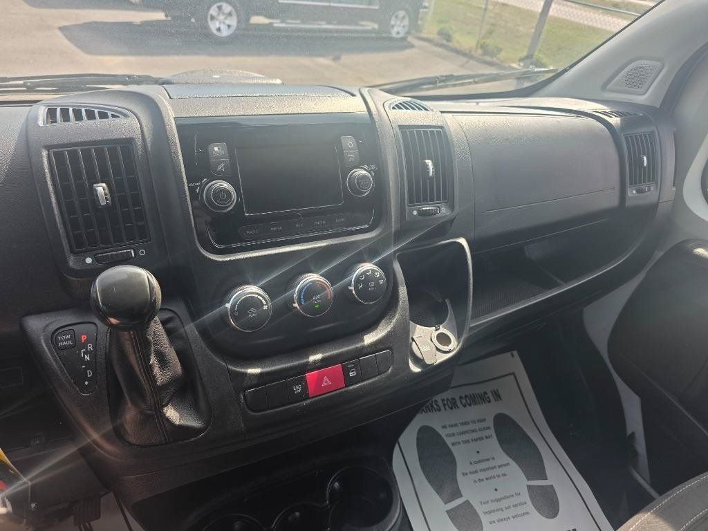 Used 2021 RAM ProMaster 2500 FWD image 13