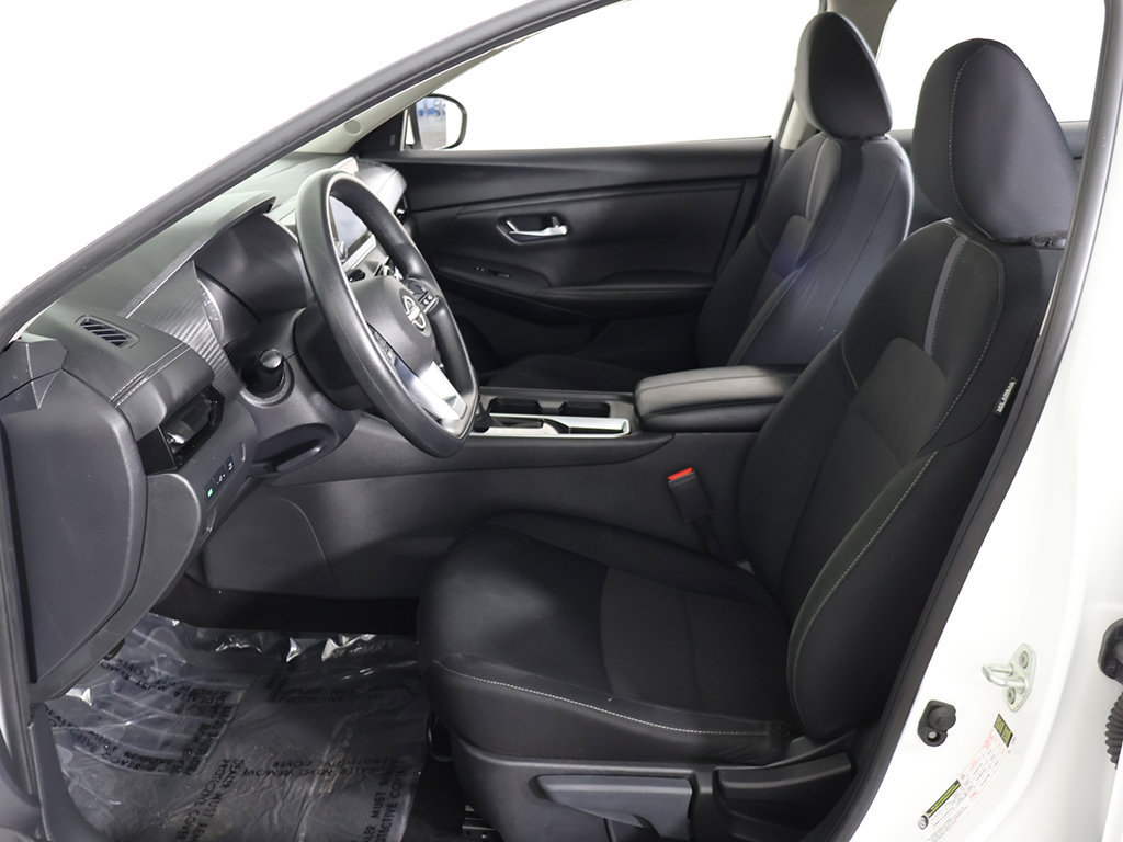 Used 2025 Nissan Sentra SV FWD image 28