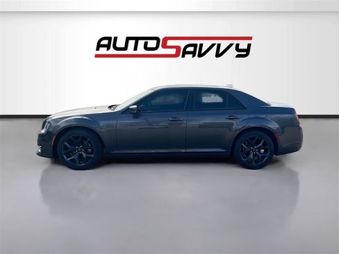Used 2023 Chrysler 300 S image 4
