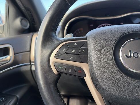 Used 2015 Jeep Grand Cherokee Limited image 16