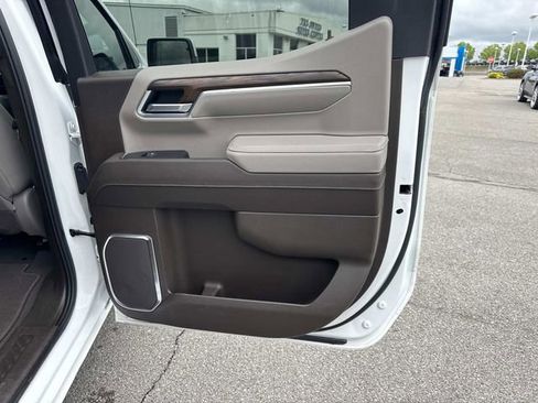 Used 2025 GMC Sierra 1500 SLT RWD image 20