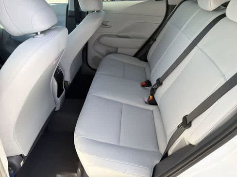 New 2026 Hyundai Kona SE image 16