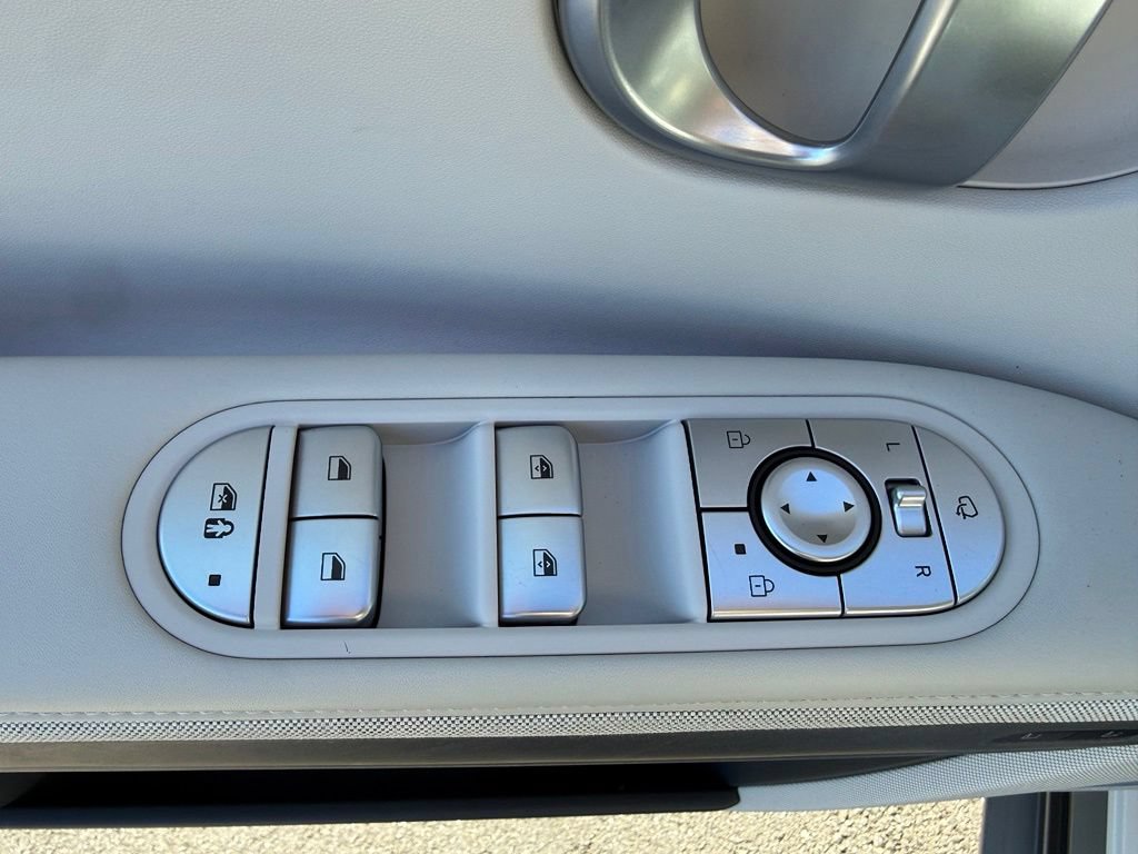 Certified 2024 Hyundai Ioniq 5 Limited AWD/4WD image 30