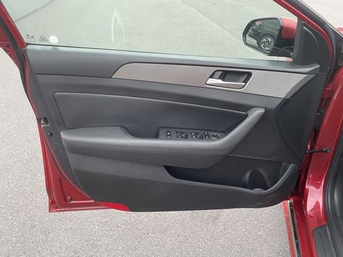 Used 2018 Hyundai Sonata Sport FWD image 15