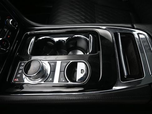 Used 2016 Jaguar XJ L Portfolio AWD/4WD image 28