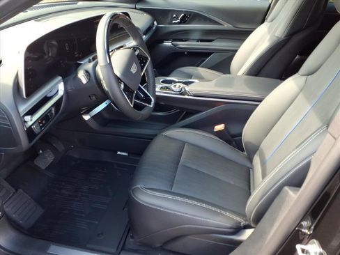 New 2026 Cadillac Lyriq Luxury w/ LPO, Floor Liner Package image 5