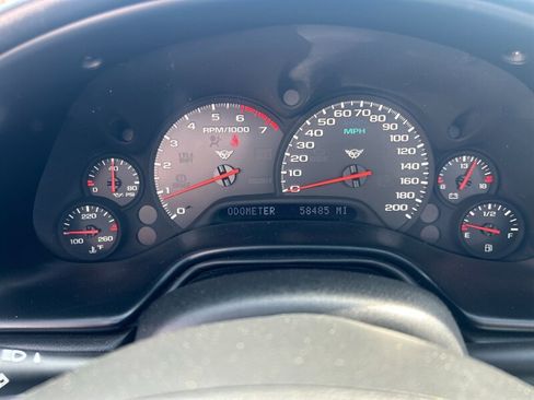 Used 2000 Chevrolet Corvette Convertible w/ Memory Pkg image 17