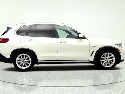 Used 2022 BMW X5 xDrive45e w/ Premium Package AWD/4WD image 4