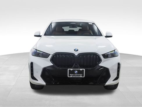 Certified 2024 BMW X6 xDrive40i w/ Premium Package image 9