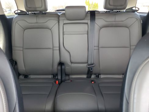 Certified 2023 Lincoln Corsair AWD w/ Equipment Group 101A image 18