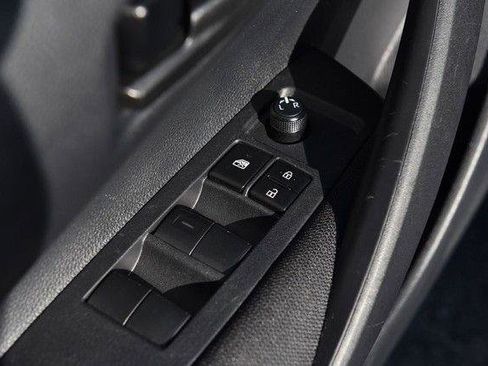 Used 2025 Toyota Corolla LE image 9