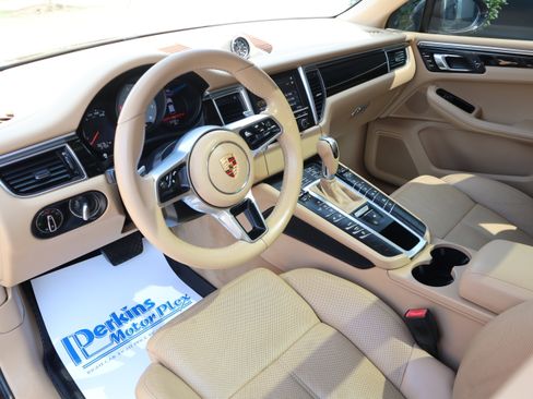 Used 2015 Porsche Macan S AWD/4WD image 28