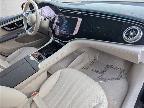 Certified 2023 Mercedes-Benz EQS 580 EQS 580 image 23