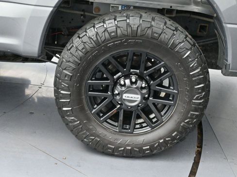 Used 2022 Ford F250 Lariat w/ Chrome Package AWD/4WD image 35