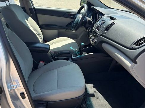 Used 2012 Kia Forte EX FWD image 22