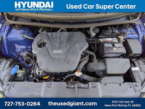Used 2013 Hyundai Accent GLS w/ Premium Pkg FWD image 12