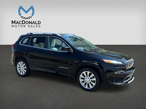 Used 2018 Jeep Cherokee Overland w/ Technology Group FWD image 1
