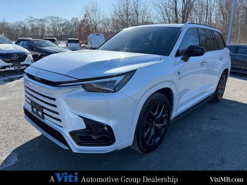 Used 2026 Lexus TX 500h 500h F SPORT Performance Premi image 4